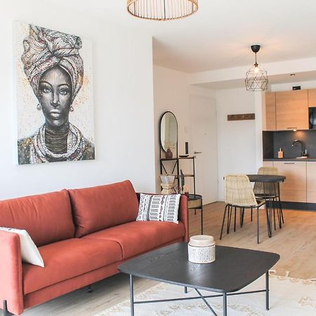 African-Style Apartment - Stadtnah, Parkplatz, E-Ladestation Fuer Auto & Fahrraeder, Gitterbox Fuer Fahrraeder, Fitnessstudio Koblenz  Eksteriør billede