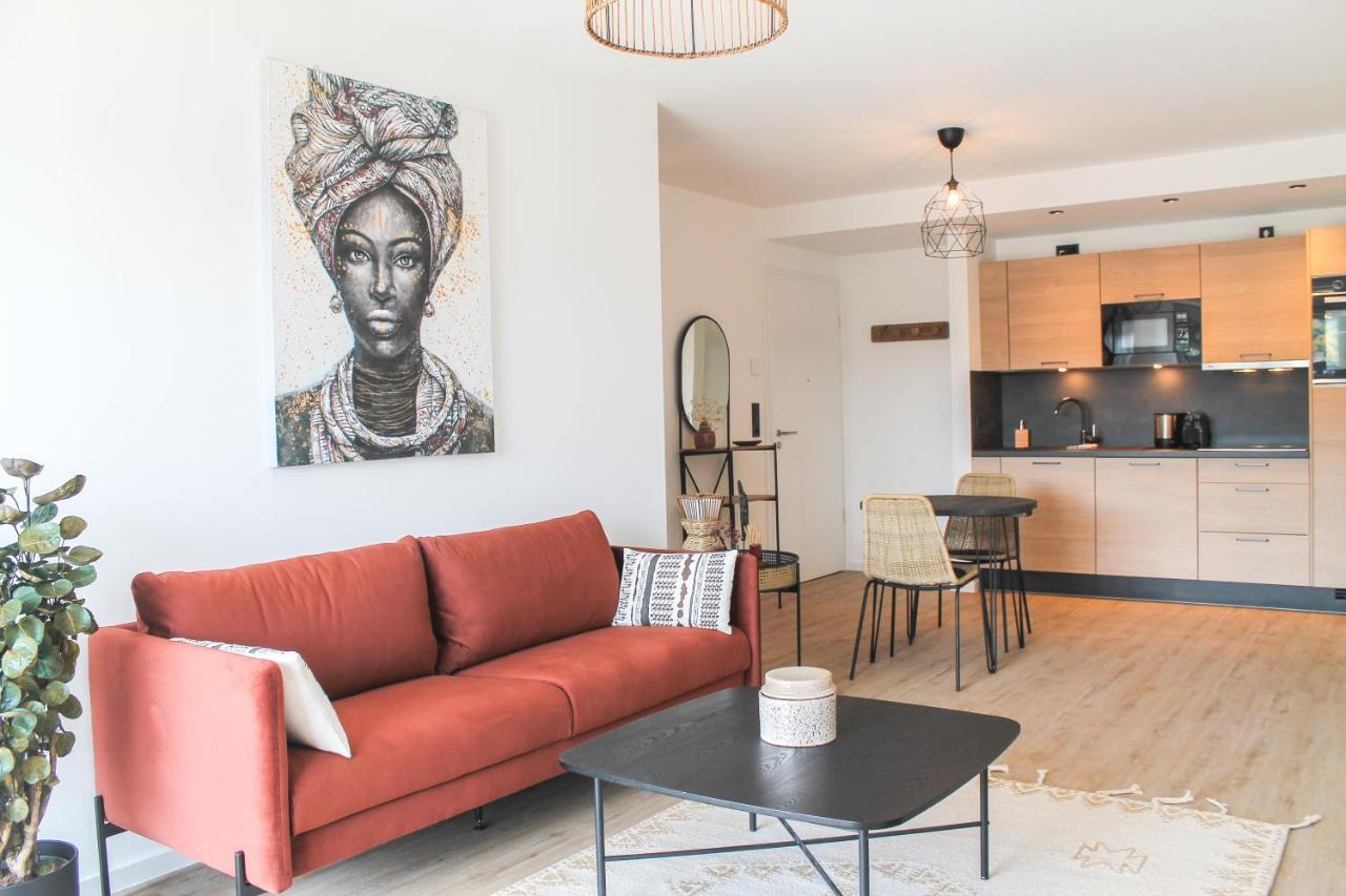 African-Style Apartment - Stadtnah, Parkplatz, E-Ladestation Fuer Auto & Fahrraeder, Gitterbox Fuer Fahrraeder, Fitnessstudio Koblenz  Eksteriør billede