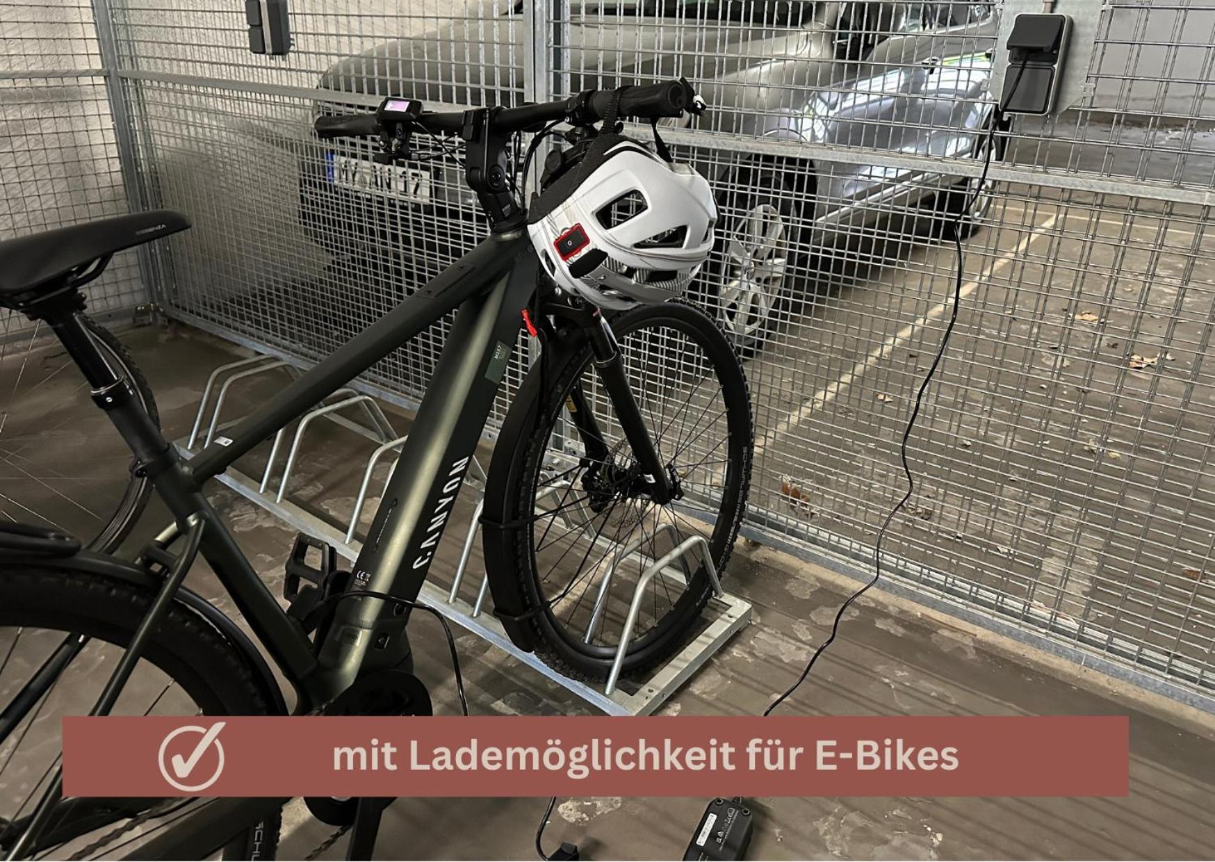 African-Style Apartment - Stadtnah, Parkplatz, E-Ladestation Fuer Auto & Fahrraeder, Gitterbox Fuer Fahrraeder, Fitnessstudio Koblenz  Eksteriør billede